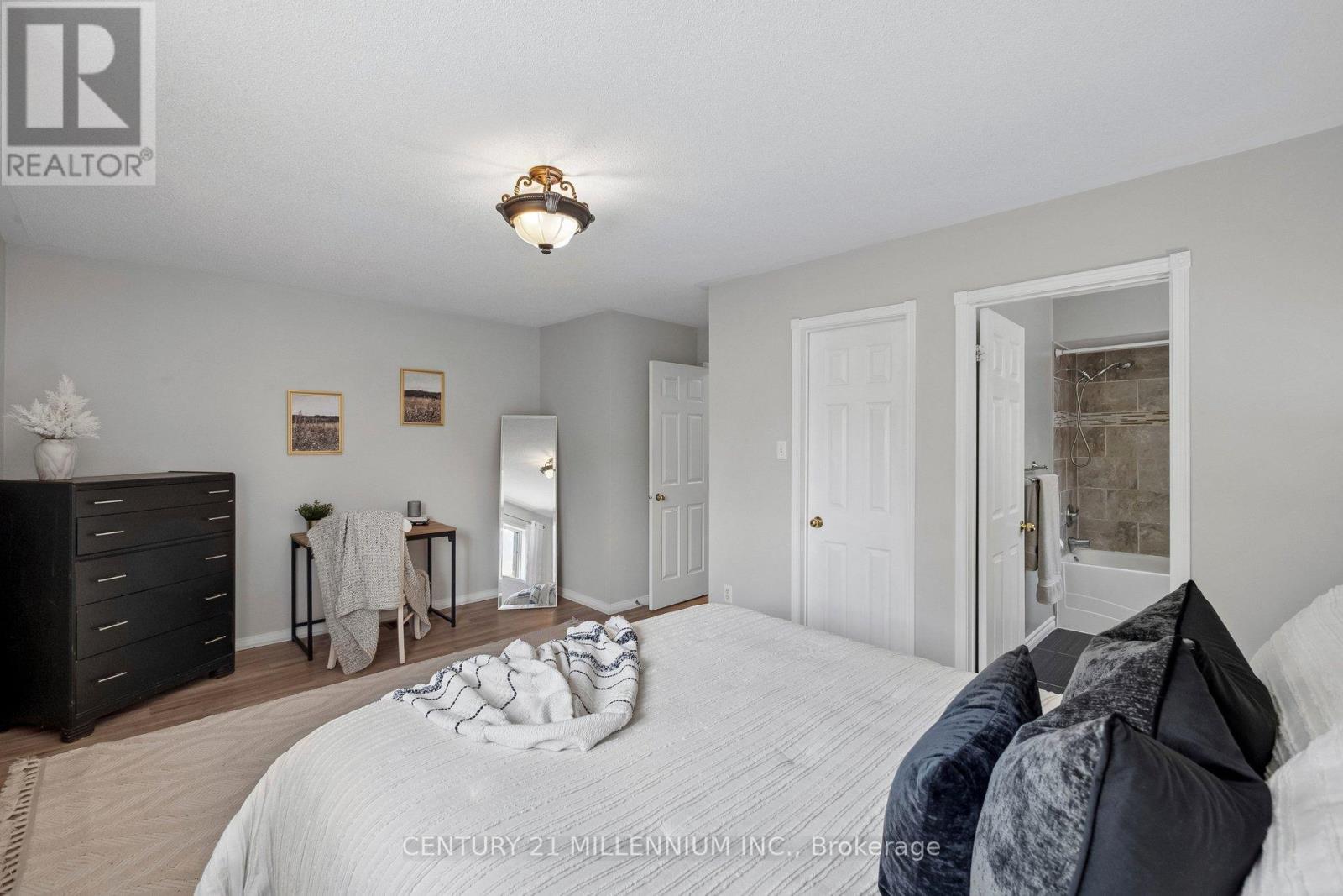 116 WOODROOF CRESCENT - 30