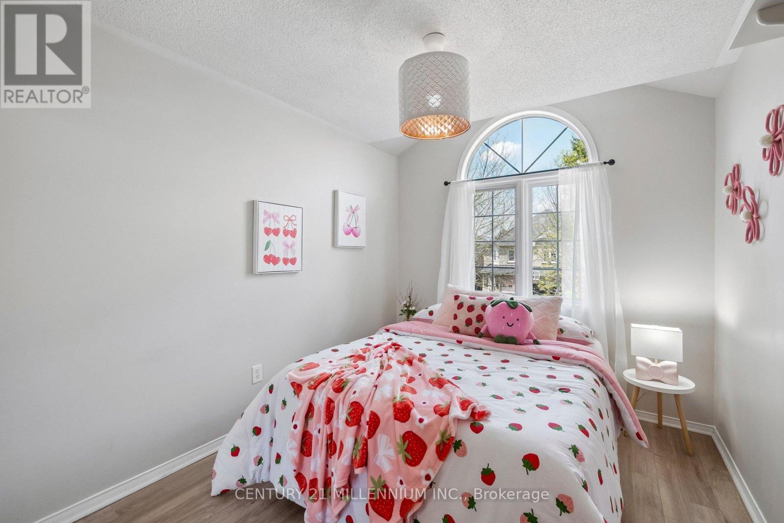 116 WOODROOF CRESCENT - 33