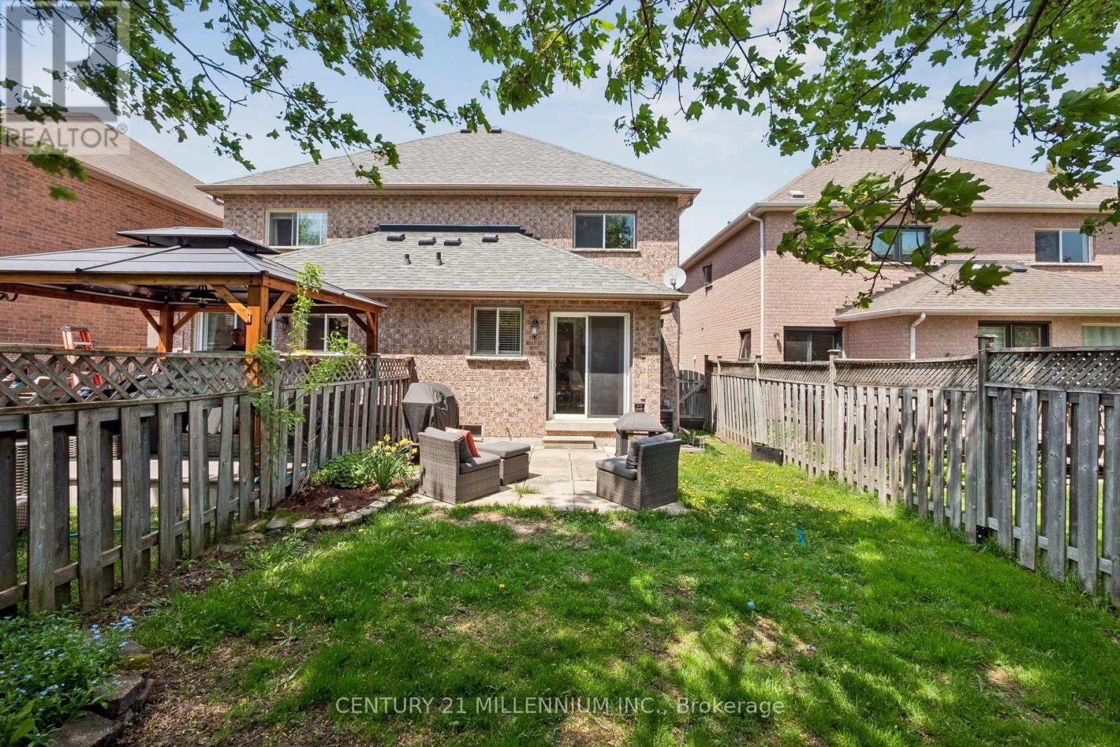 116 WOODROOF CRESCENT - 43