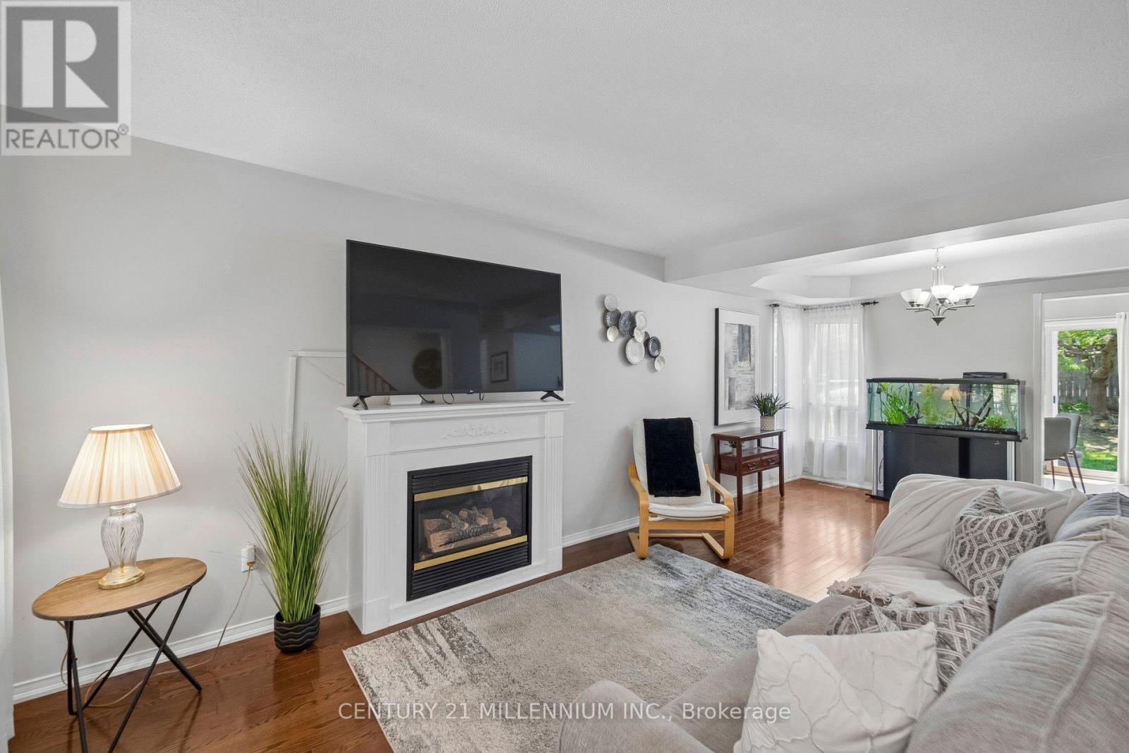 116 WOODROOF CRESCENT - 7