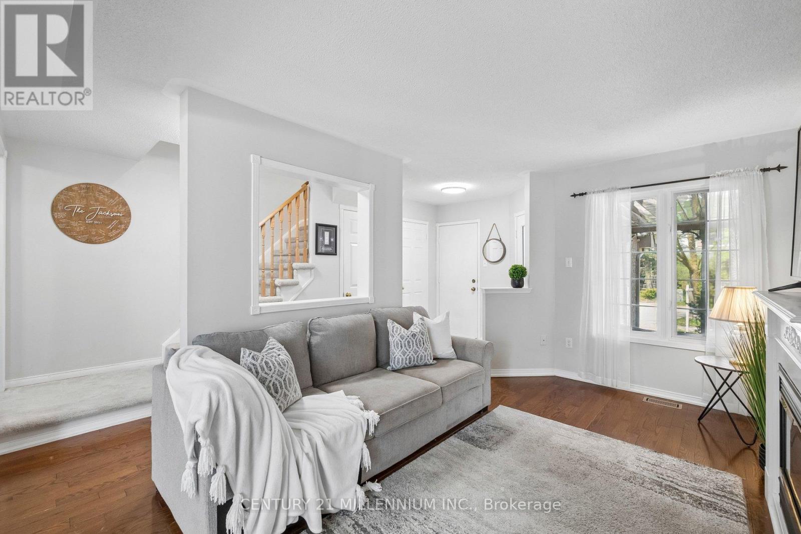 116 WOODROOF CRESCENT - 9