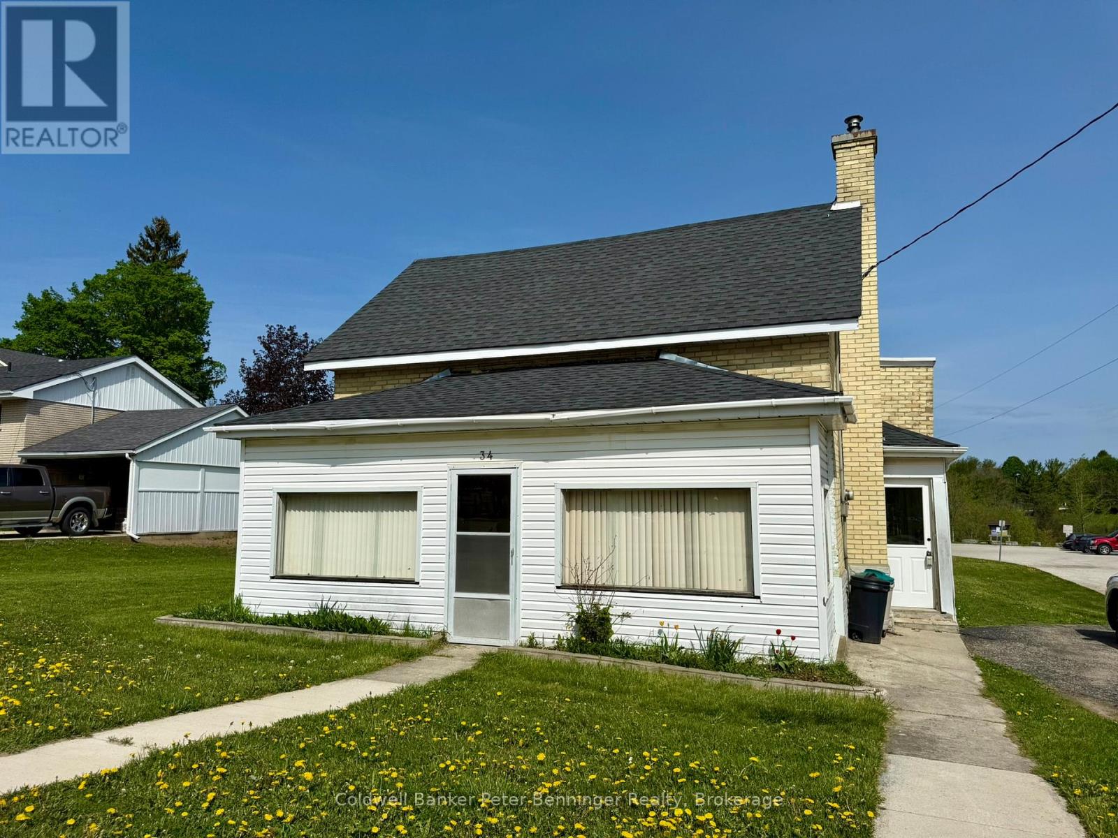 34 MCGIVERN STREET W - 2