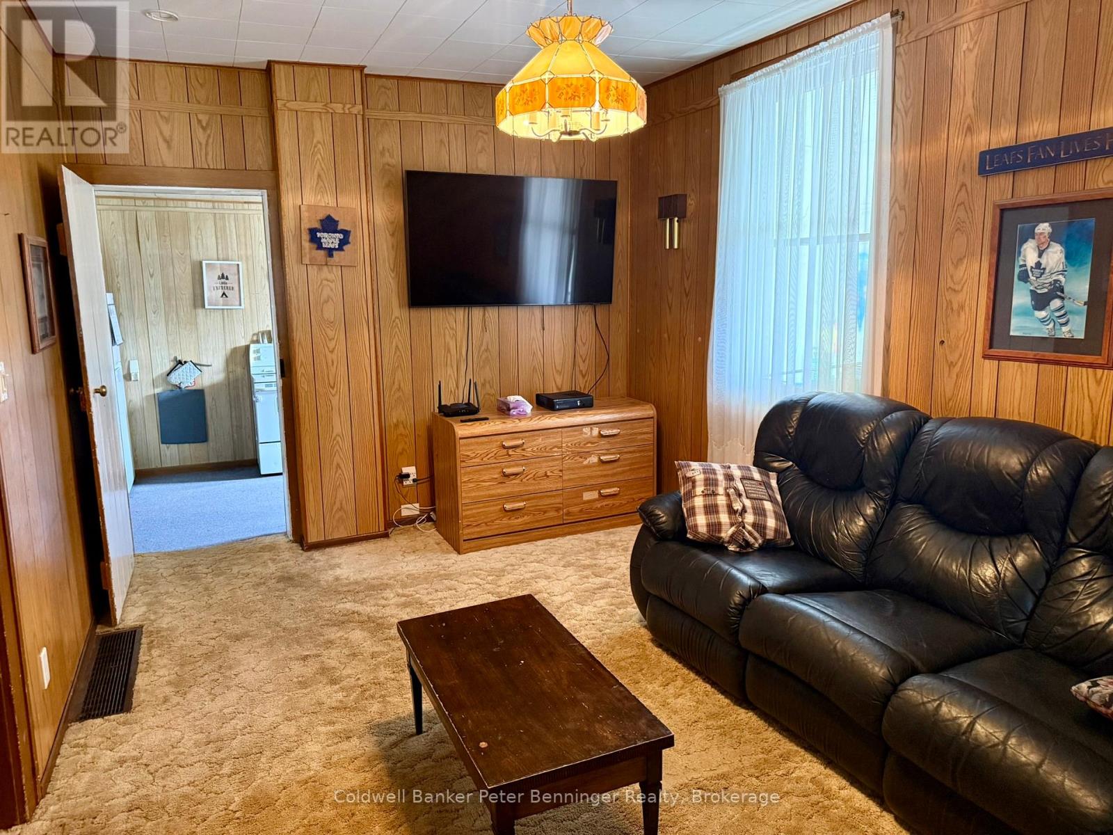 34 MCGIVERN STREET W - 6