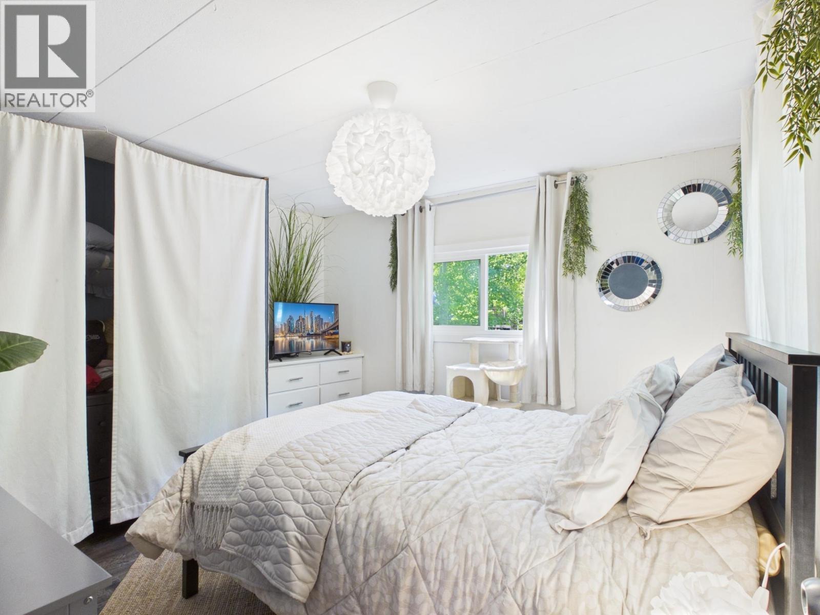 709 CARTWRIGHT DRIVE - 8