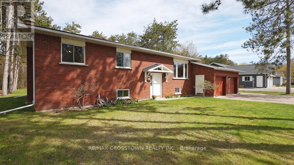 50 WITHALL GROVE - 32