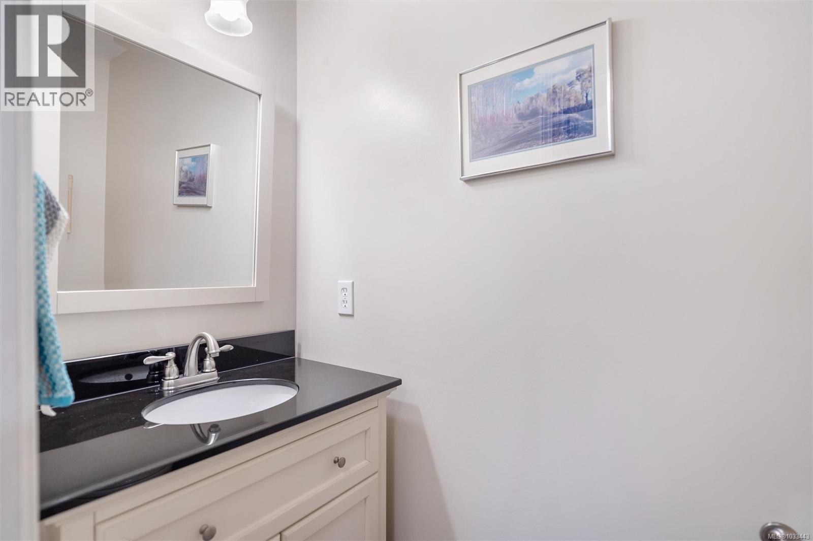 5729 East Sooke Rd - 17