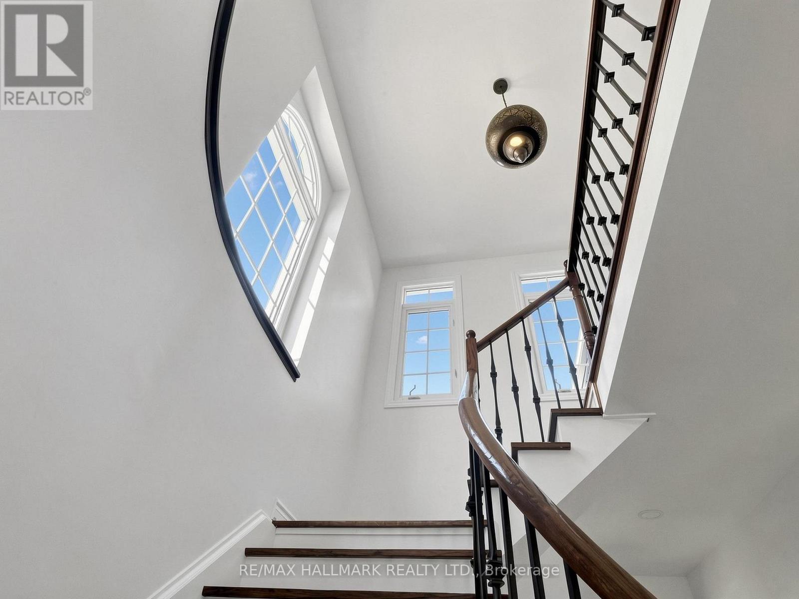 34 WILLOW TREE STREET - 12