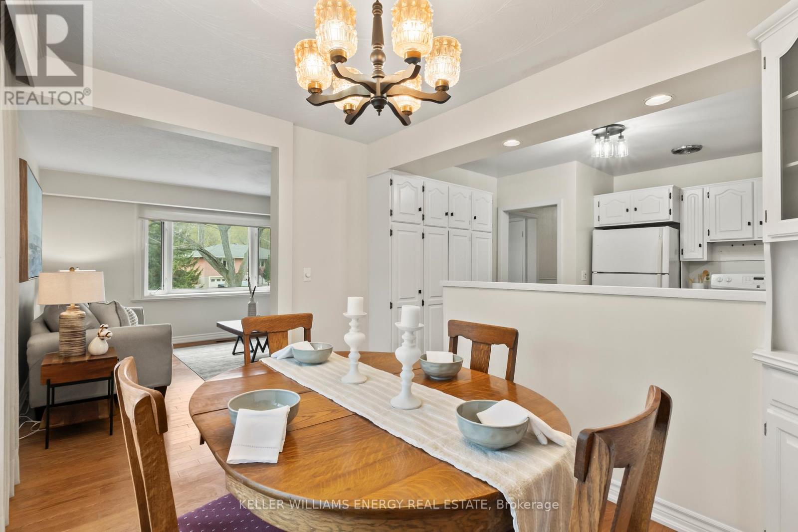 365 HUMEWOOD AVENUE - 10