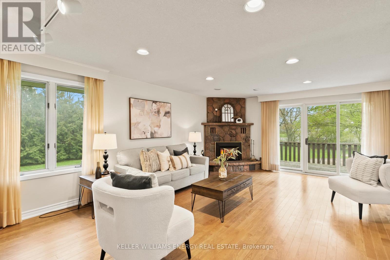 365 HUMEWOOD AVENUE - 17