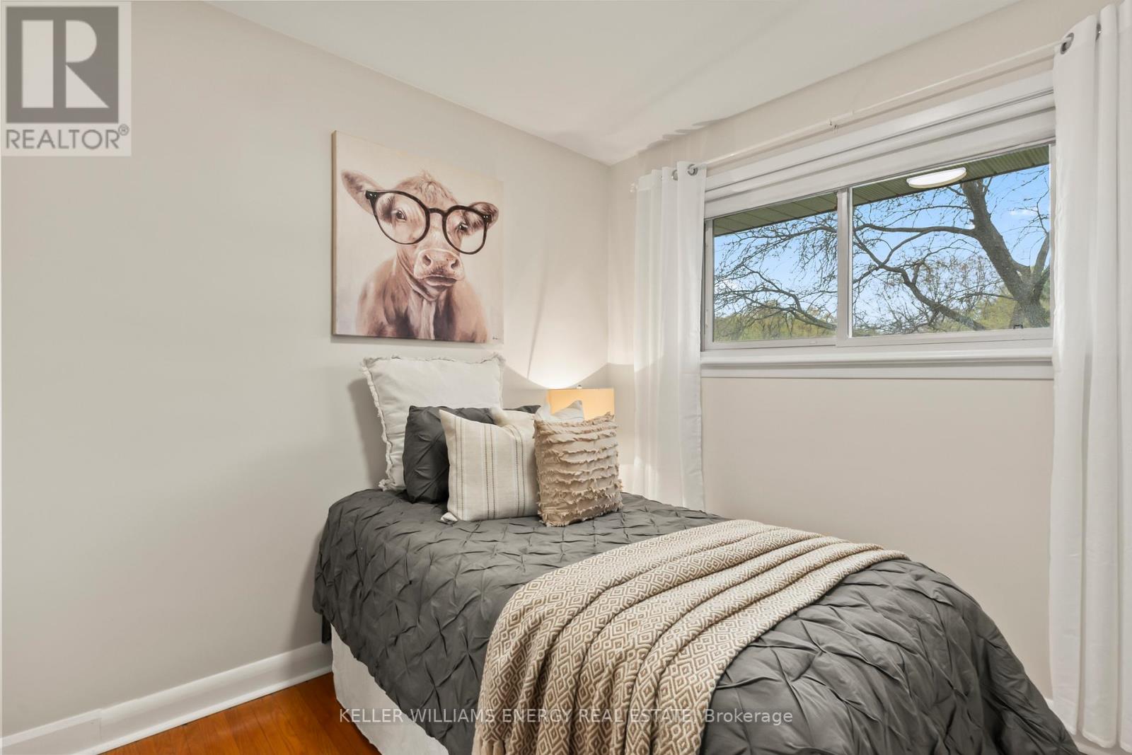 365 HUMEWOOD AVENUE - 21
