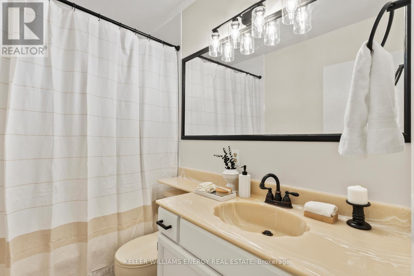365 HUMEWOOD AVENUE - 22