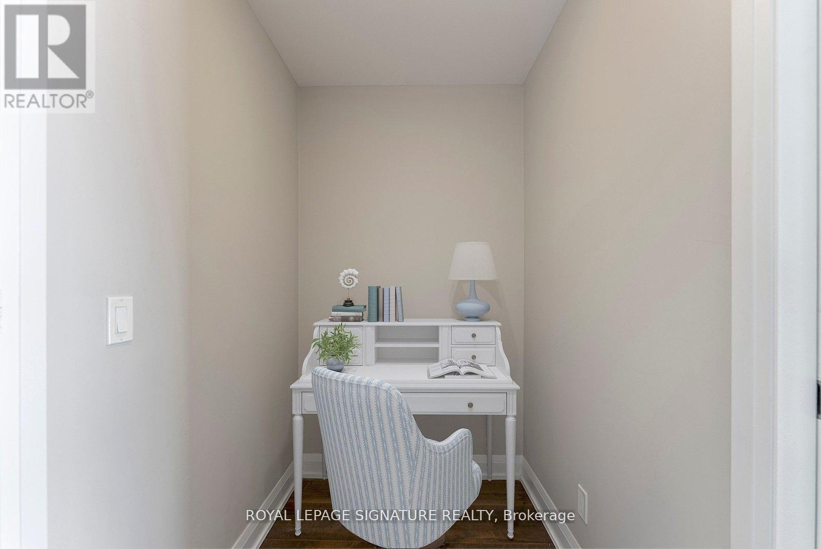#510 56 ANNIE CRAIG DRIVE - 18