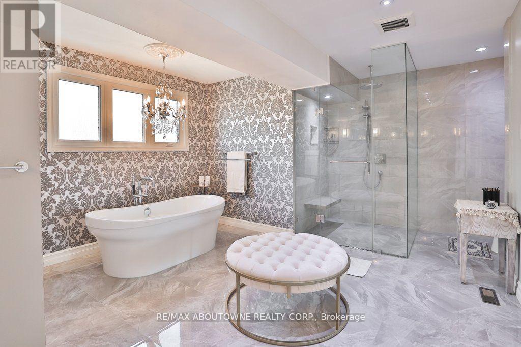 45 TRADEWIND DRIVE - 26