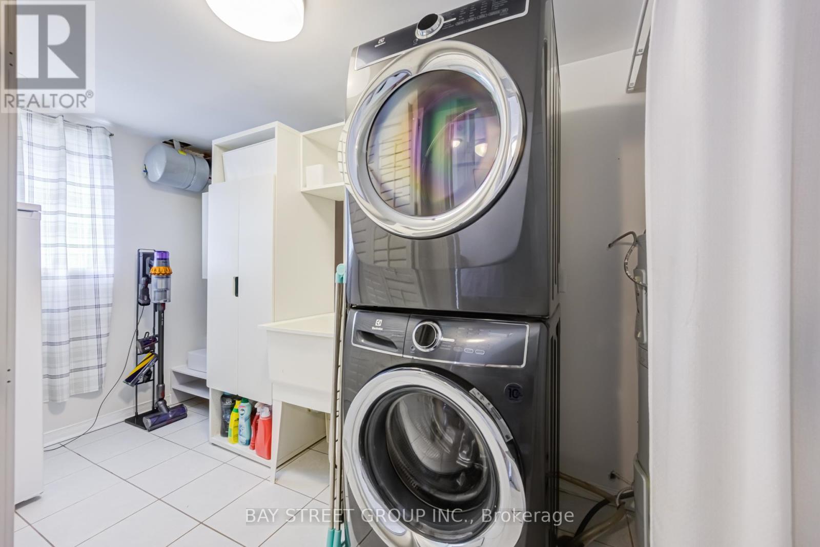2313 SADDLECREEK CRESCENT - 32