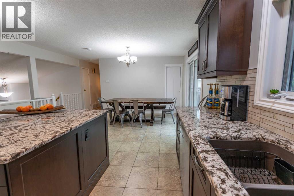150 Maligne Drive — photo 13