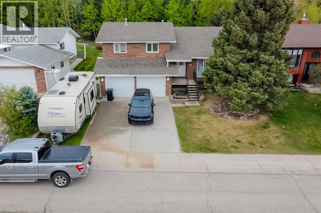 150 Maligne Drive — photo 39