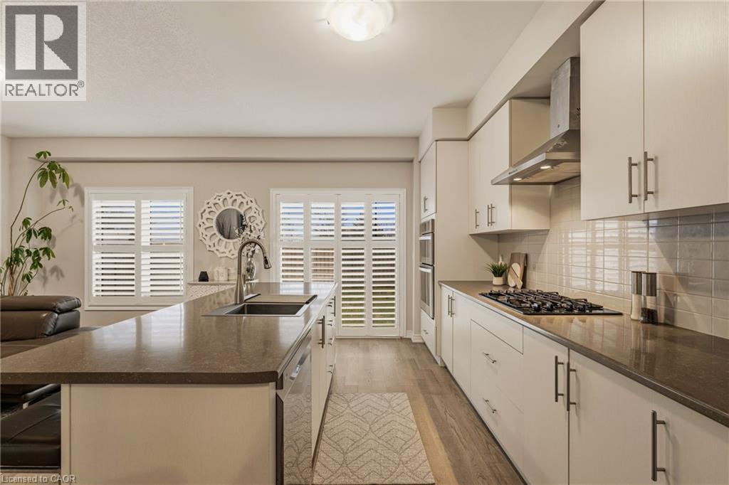 78 STARLING Drive, Hamilton, Ontario, L9A2P5 — Photo 7