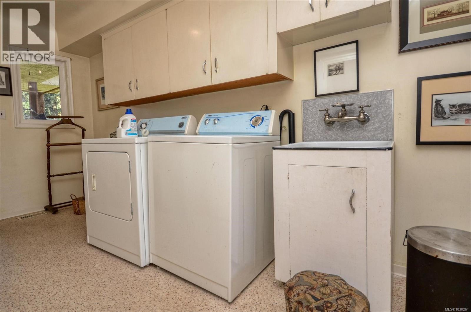 2774 Kingswood Rd - 16