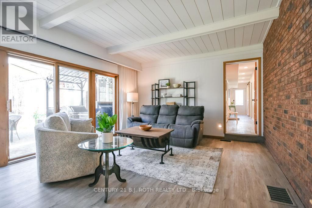1078 SUNNIDALE ROAD - 25