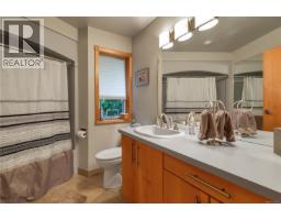 4901 Argonaut Rd, Campbell River, BC V9H1P3 Photo 15