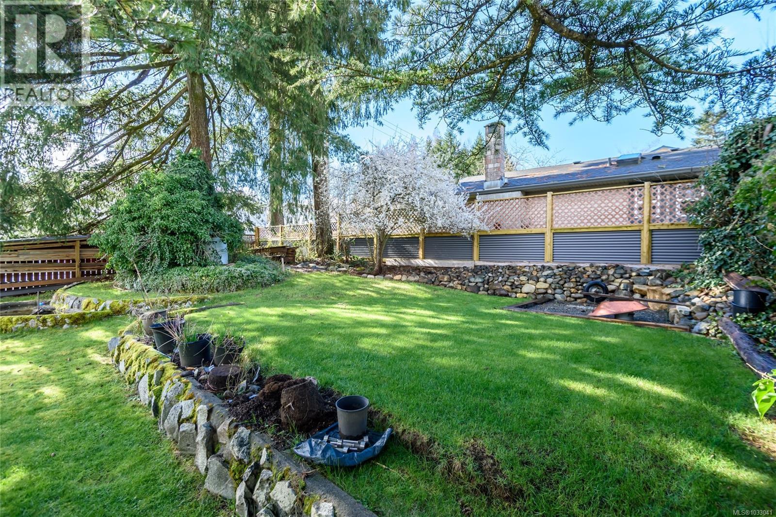 97 Mitchell Rd, Courtenay