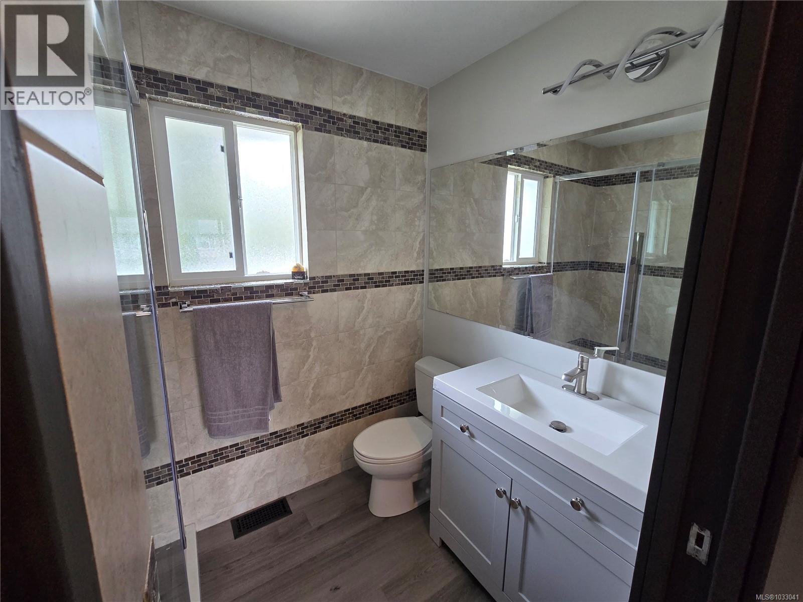 97 Mitchell Rd, Courtenay