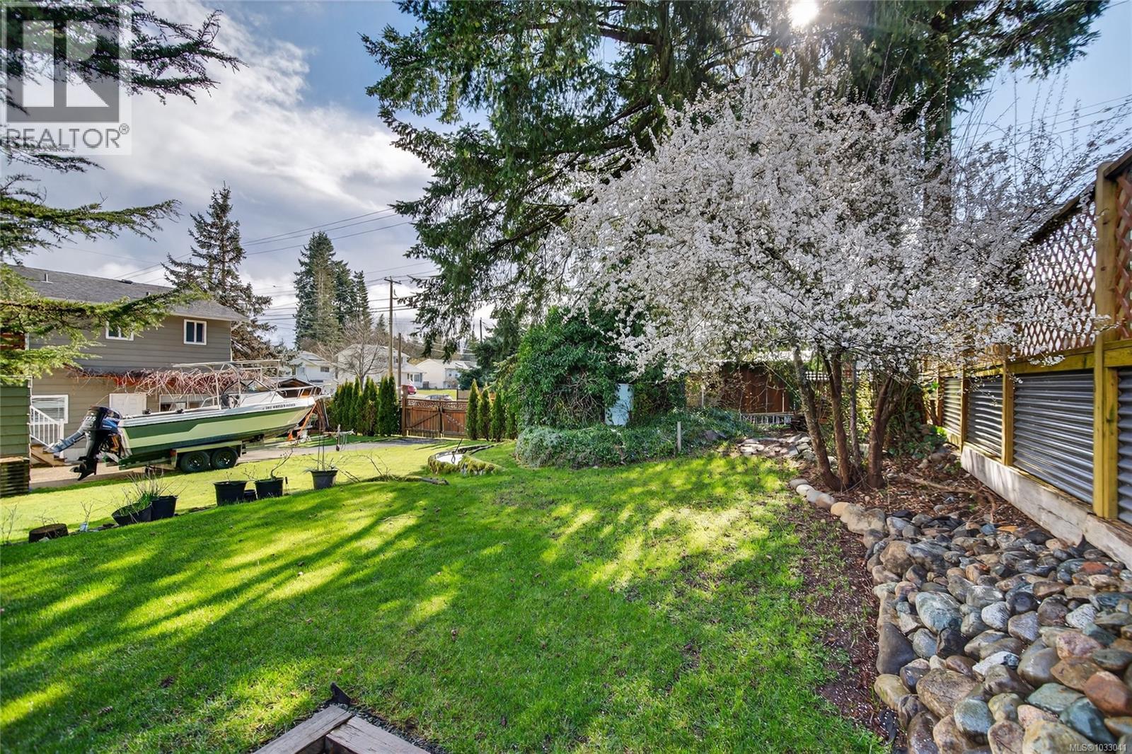 97 Mitchell Rd, Courtenay