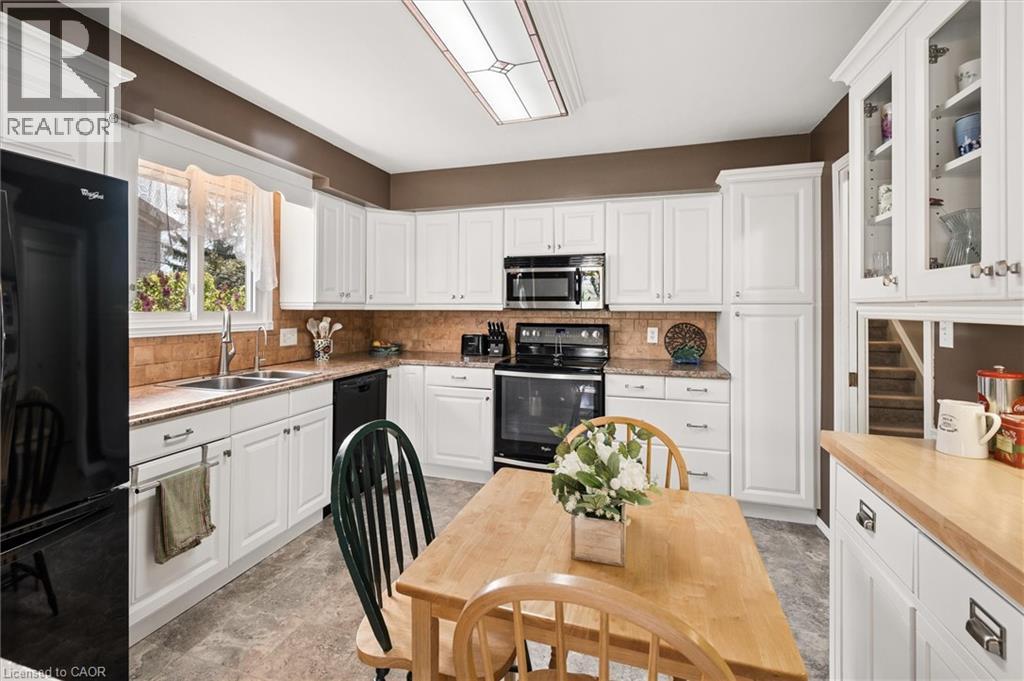 336 TUNIS Street - 11
