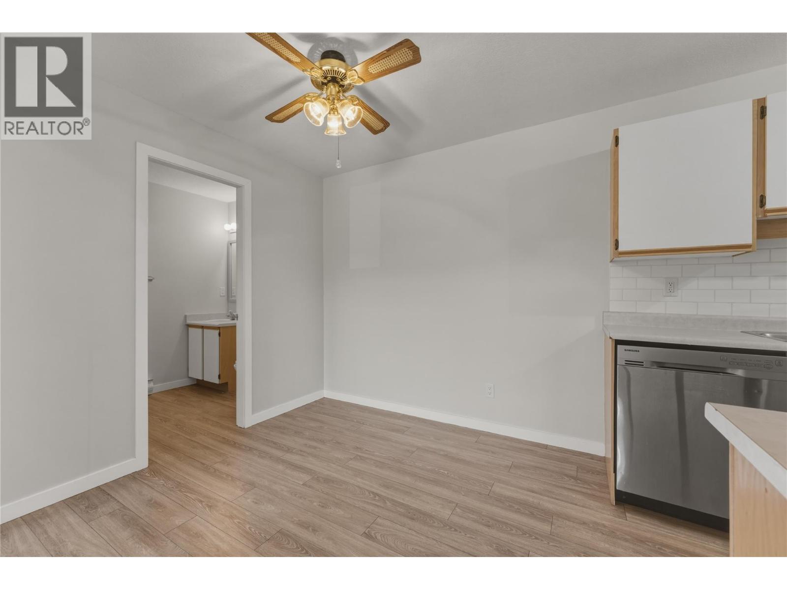 #105 4202 Alexis Park Drive - 7