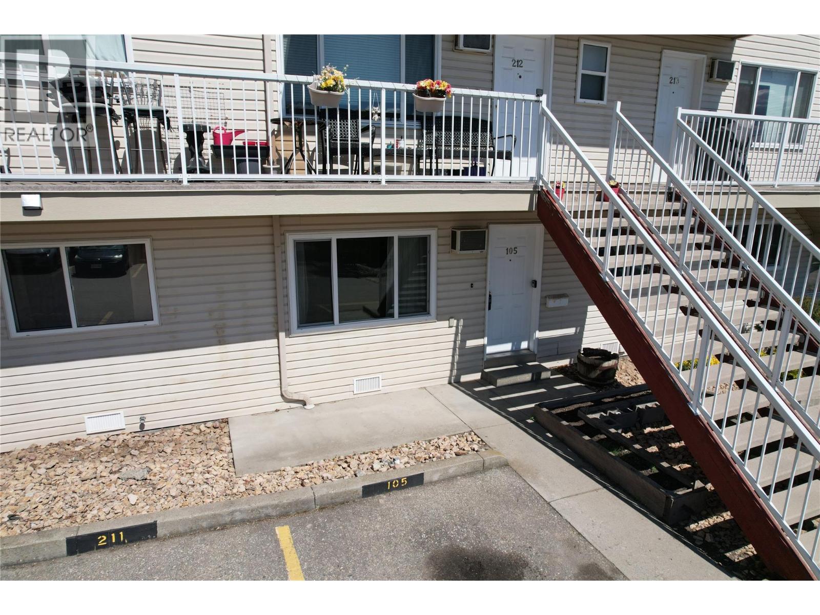 #105 4202 Alexis Park Drive - 34