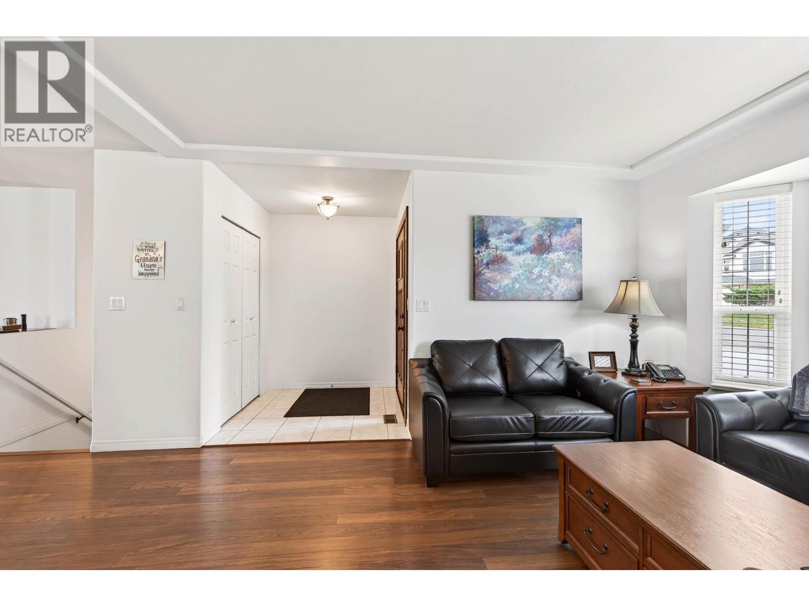 2359 Whitburn Crescent - 4