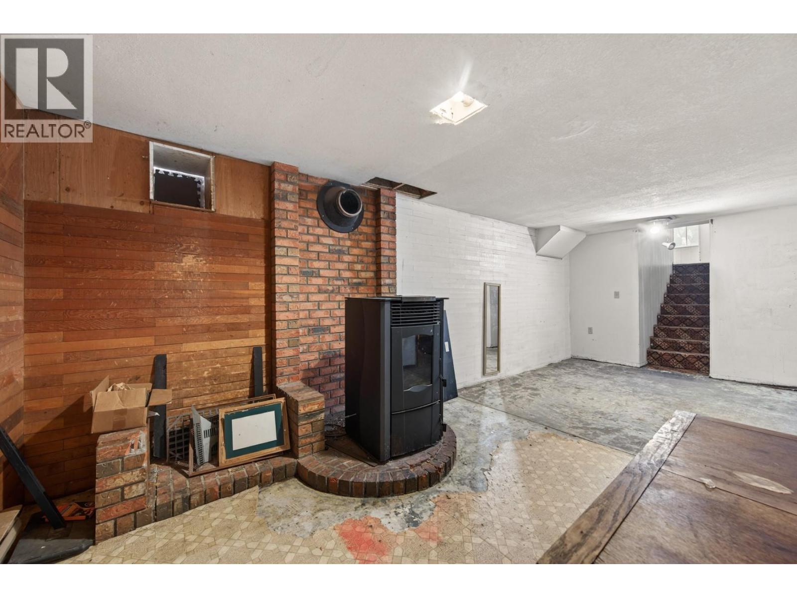 376 Hollywood Crescent - 31