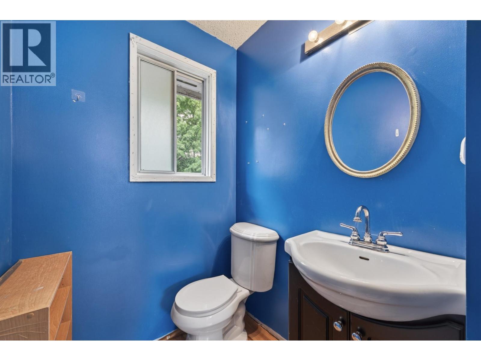 376 Hollywood Crescent - 24