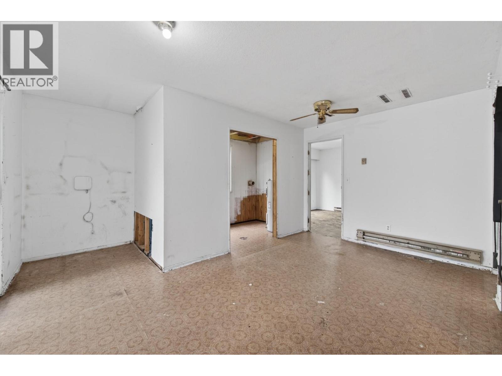 376 Hollywood Crescent - 17