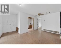 376 Hollywood Crescent, Lillooet, BC V0K1V0 Photo 17