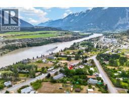 376 Hollywood Crescent, Lillooet, BC V0K1V0 Photo 56