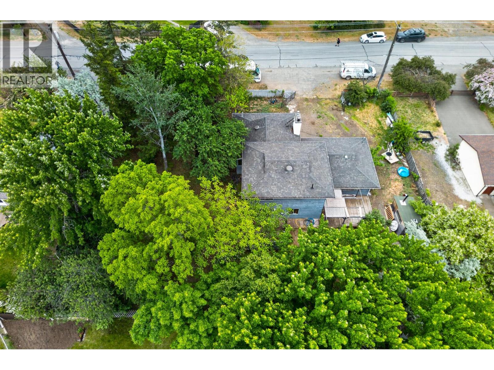 376 Hollywood Crescent - 46