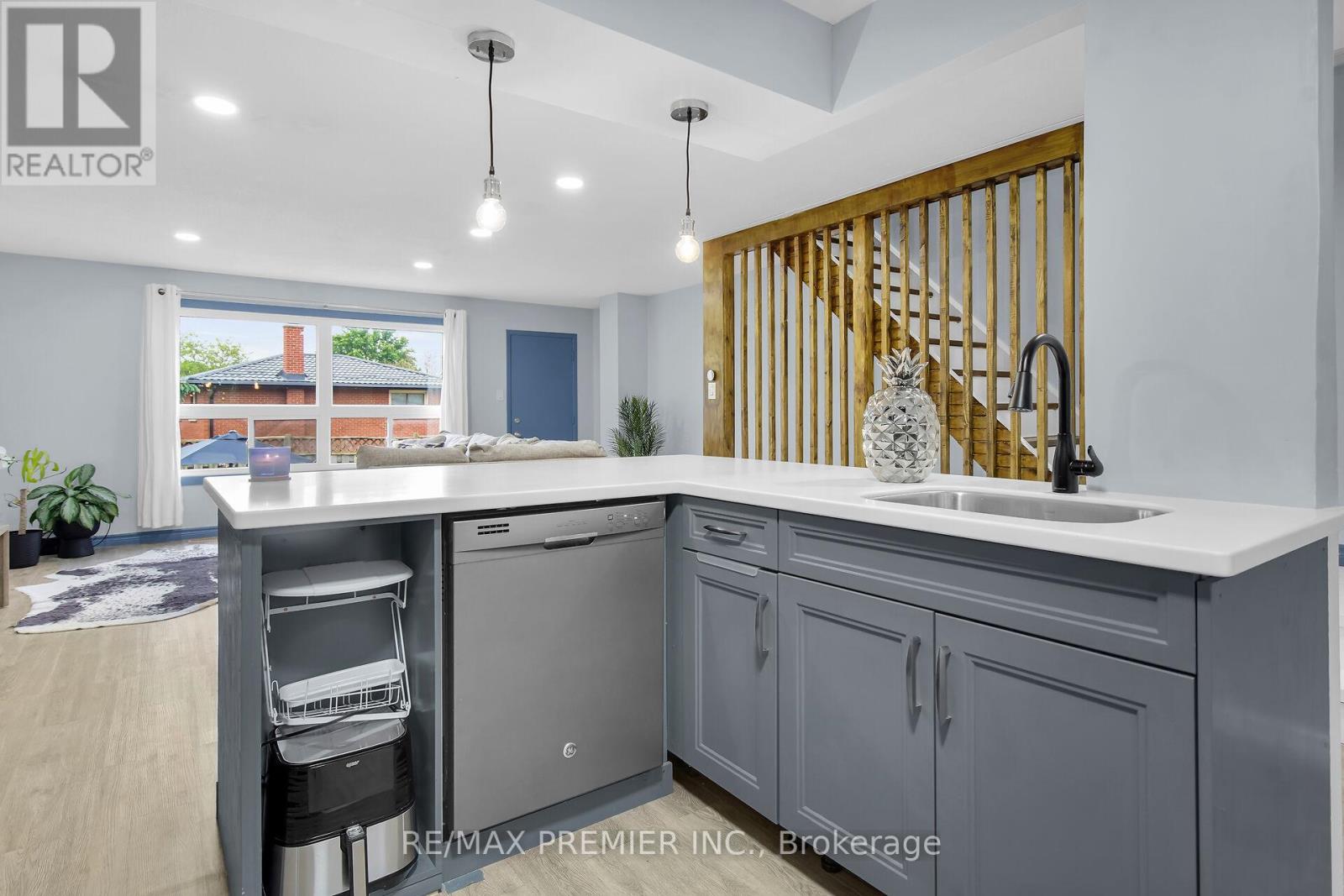 #25 450 POND MILLS ROAD - 18