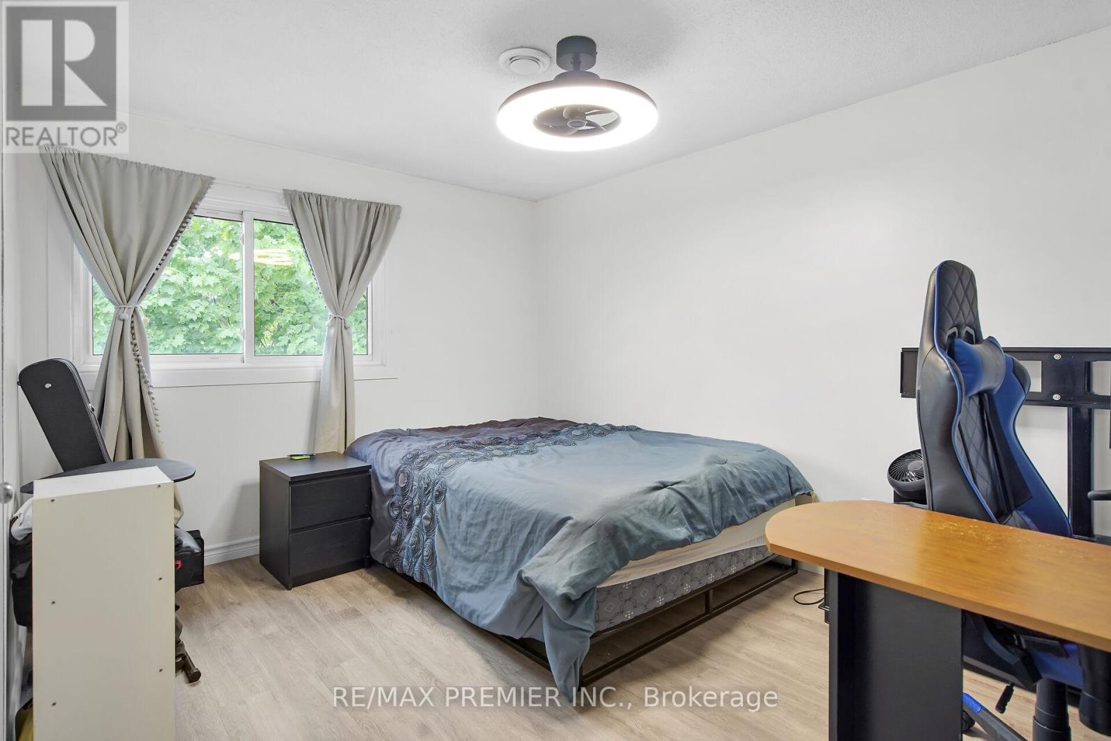 #25 450 POND MILLS ROAD - 21