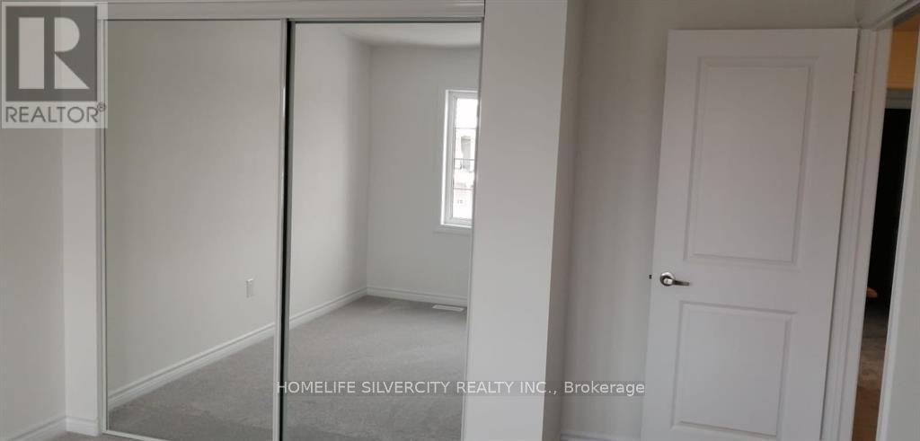 110 WERRY AVENUE - 15