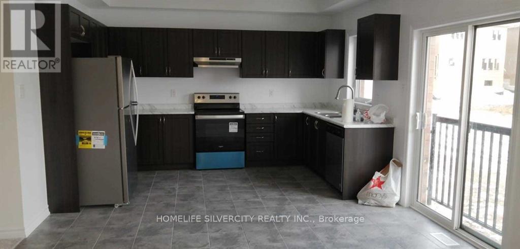 110 WERRY AVENUE - 6