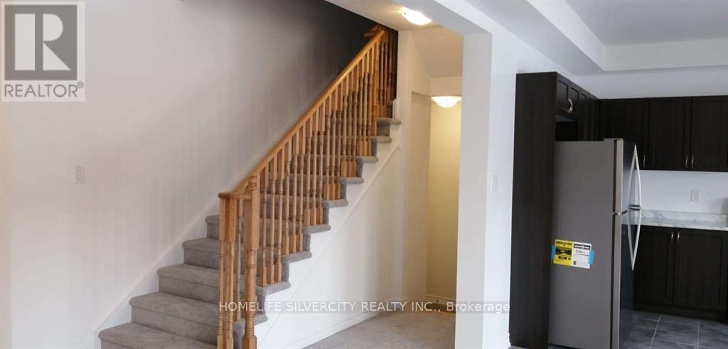 110 WERRY AVENUE - 7