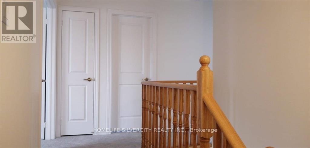 110 WERRY AVENUE - 8