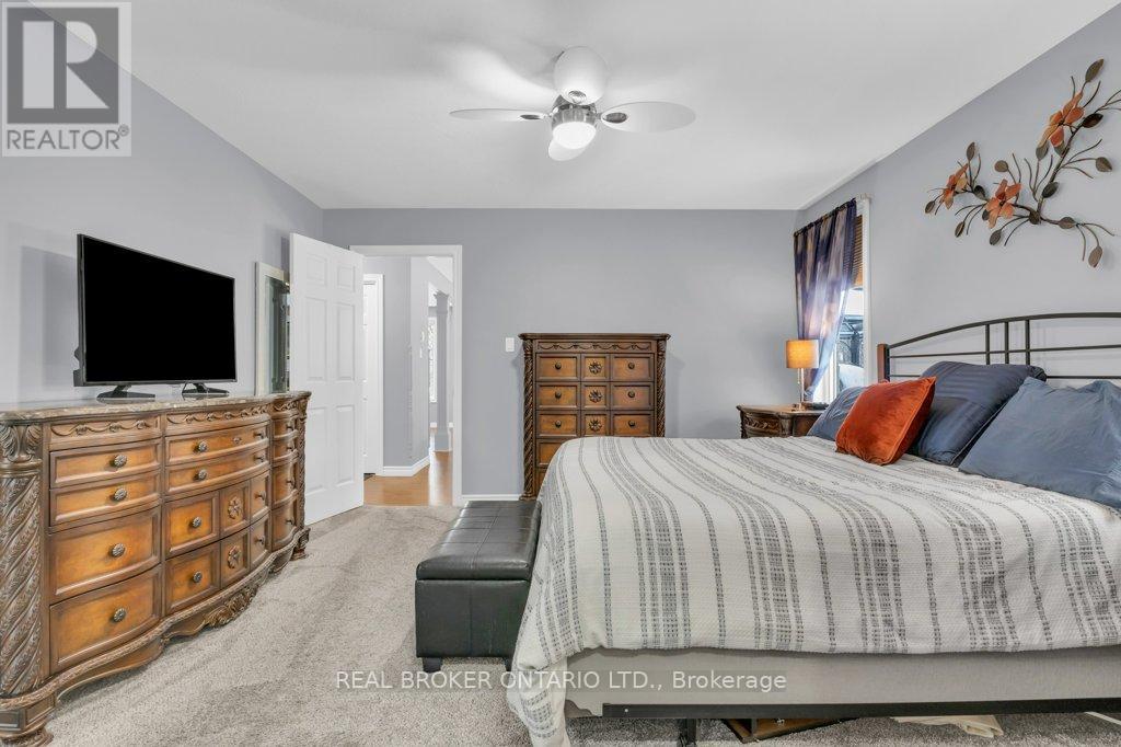 13 BURLWOOD DRIVE - 17