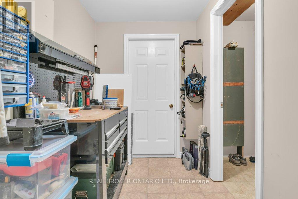 13 BURLWOOD DRIVE - 33
