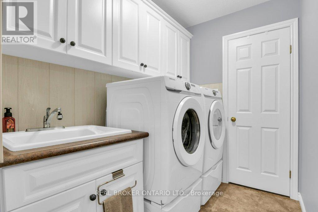 13 BURLWOOD DRIVE - 34