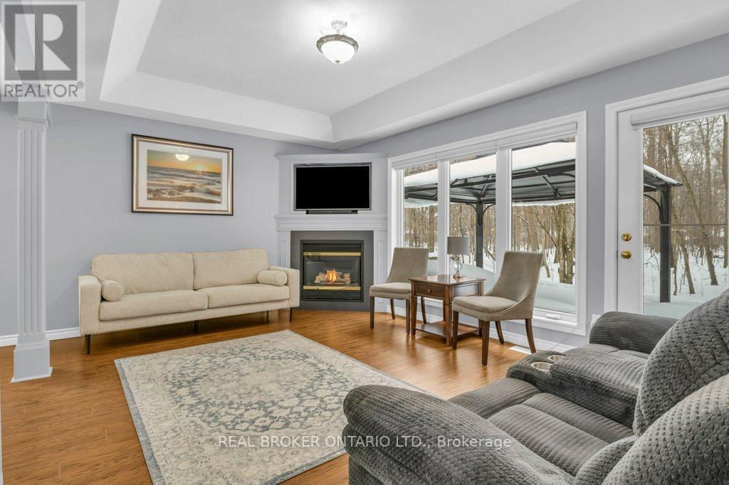 13 BURLWOOD DRIVE - 4