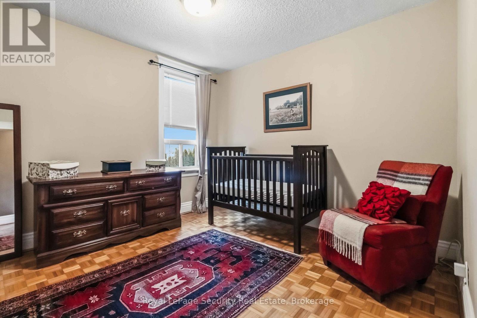 27 HOLLEY AVENUE - 25