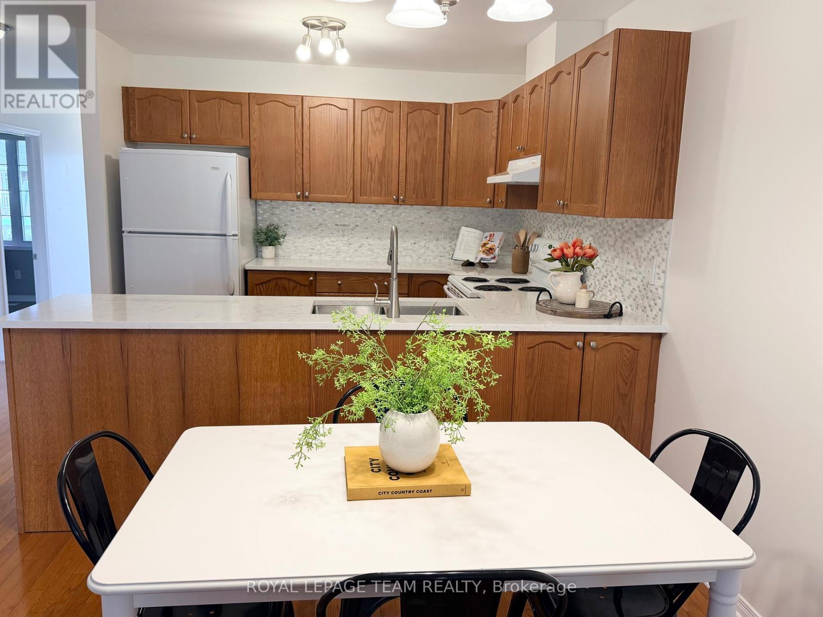 56 FRIEDAY STREET - 15