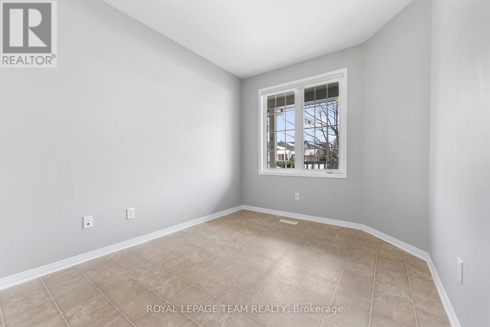 56 FRIEDAY STREET - 26